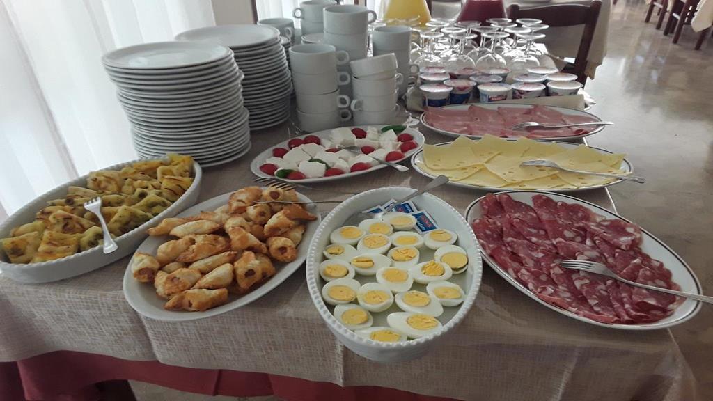 Hotel Ischia Rimini Ngoại thất bức ảnh