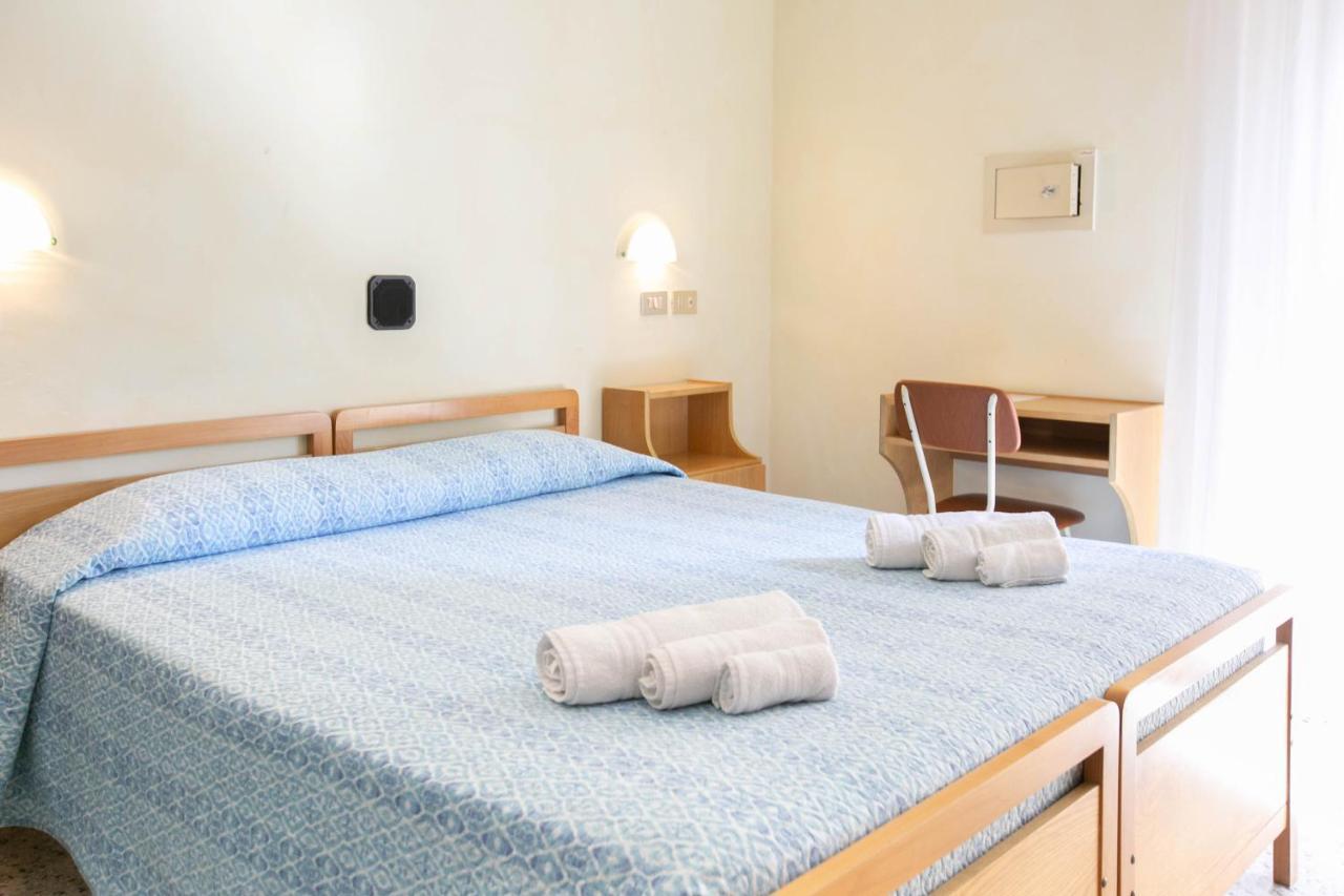 Hotel Ischia Rimini Ngoại thất bức ảnh