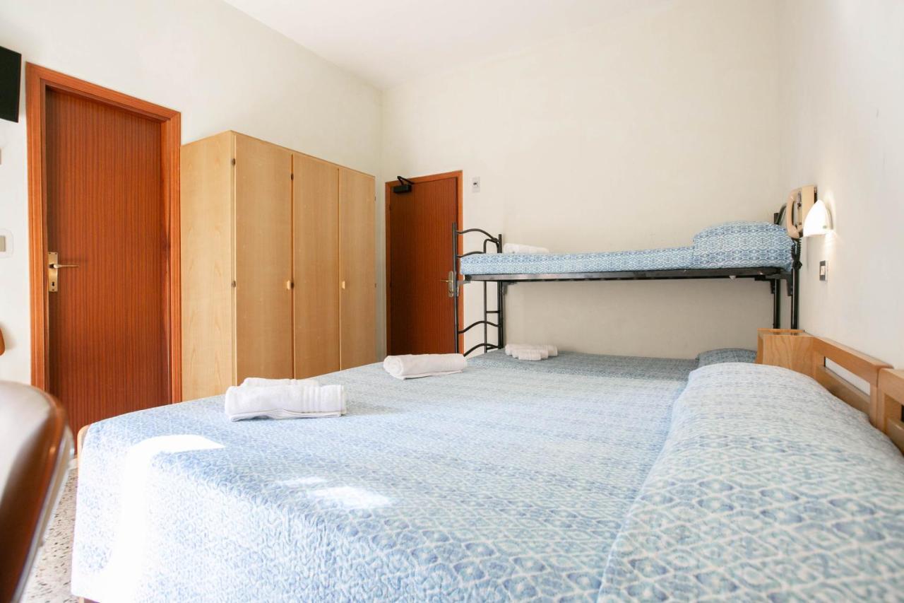 Hotel Ischia Rimini Ngoại thất bức ảnh