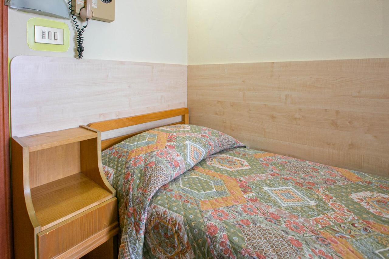 Hotel Ischia Rimini Ngoại thất bức ảnh