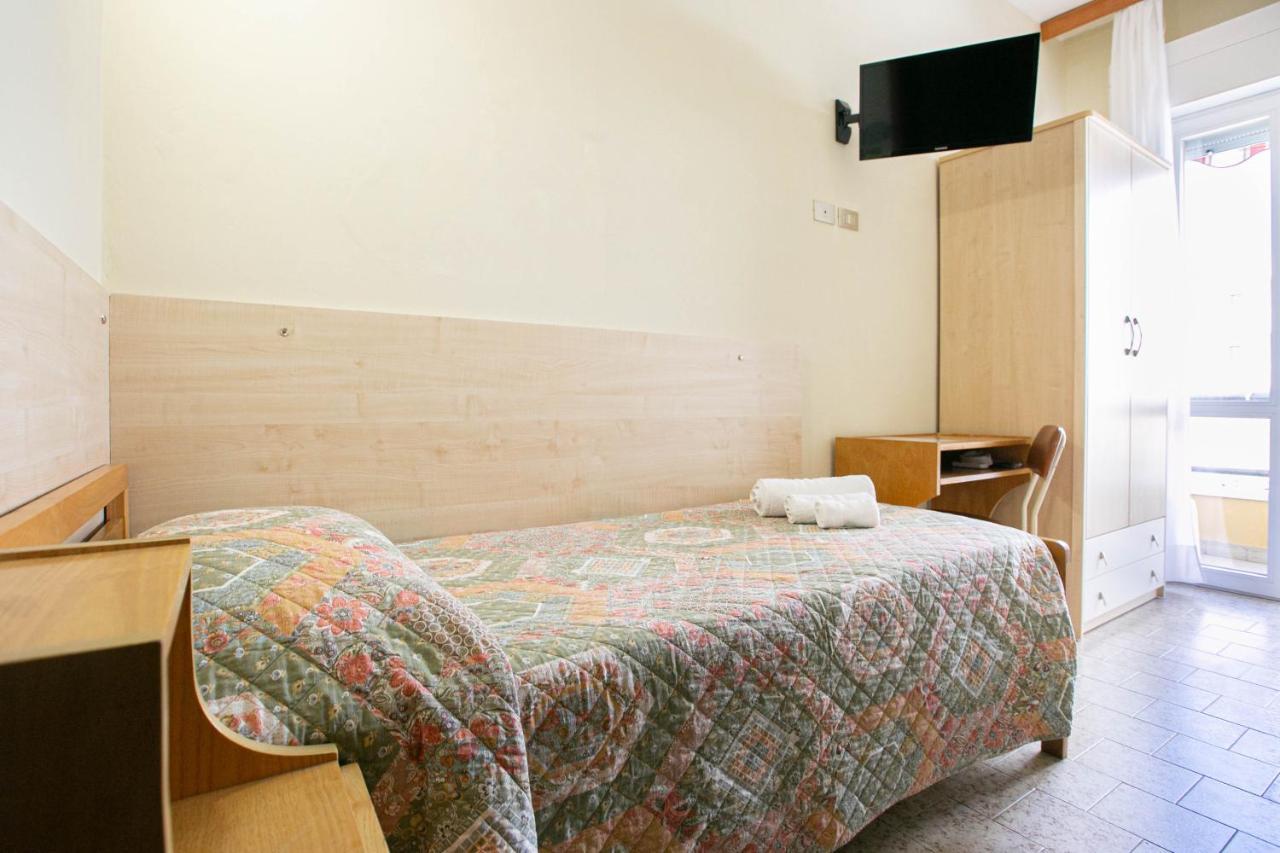 Hotel Ischia Rimini Ngoại thất bức ảnh