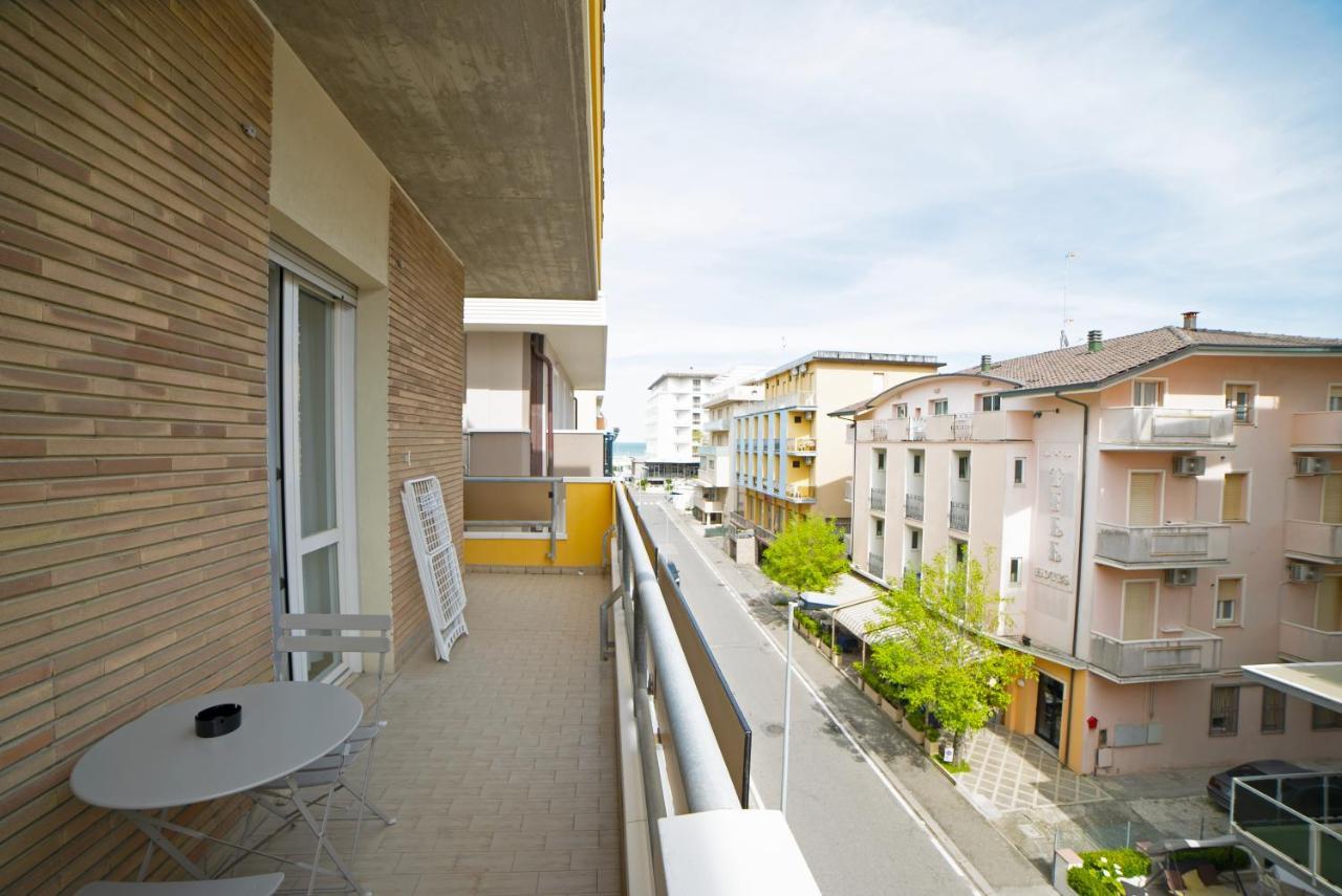 Hotel Ischia Rimini Ngoại thất bức ảnh