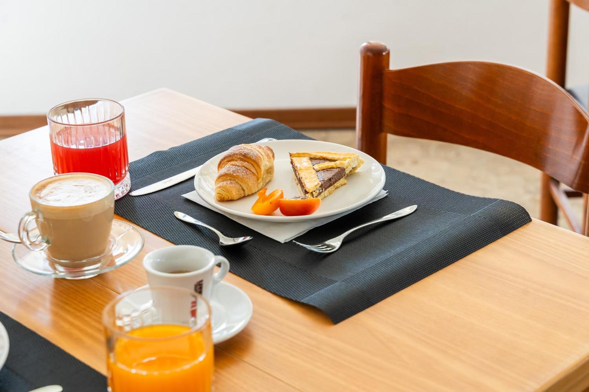 Hotel Ischia Rimini Ngoại thất bức ảnh