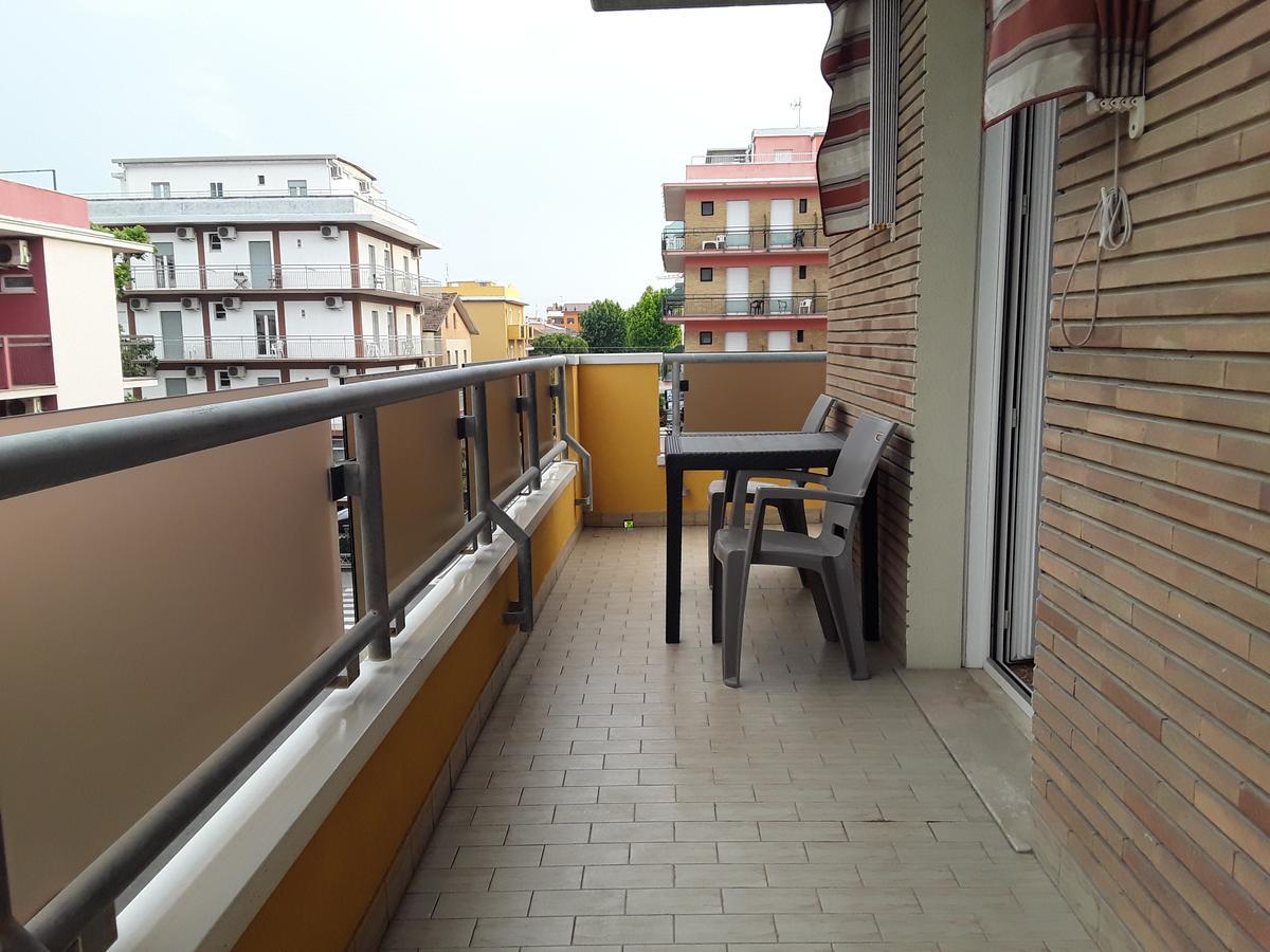 Hotel Ischia Rimini Ngoại thất bức ảnh